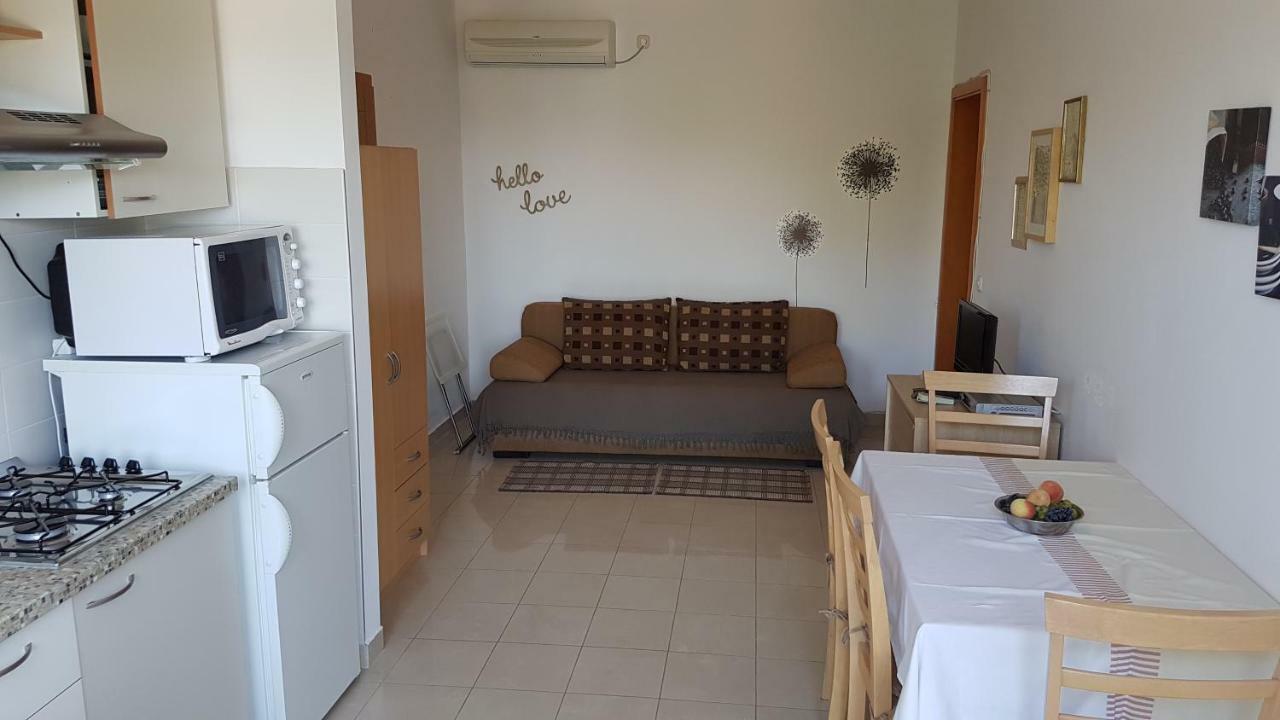 Apartmani Vila Karla, Dobropoljana, Otok Pasman Exterior foto